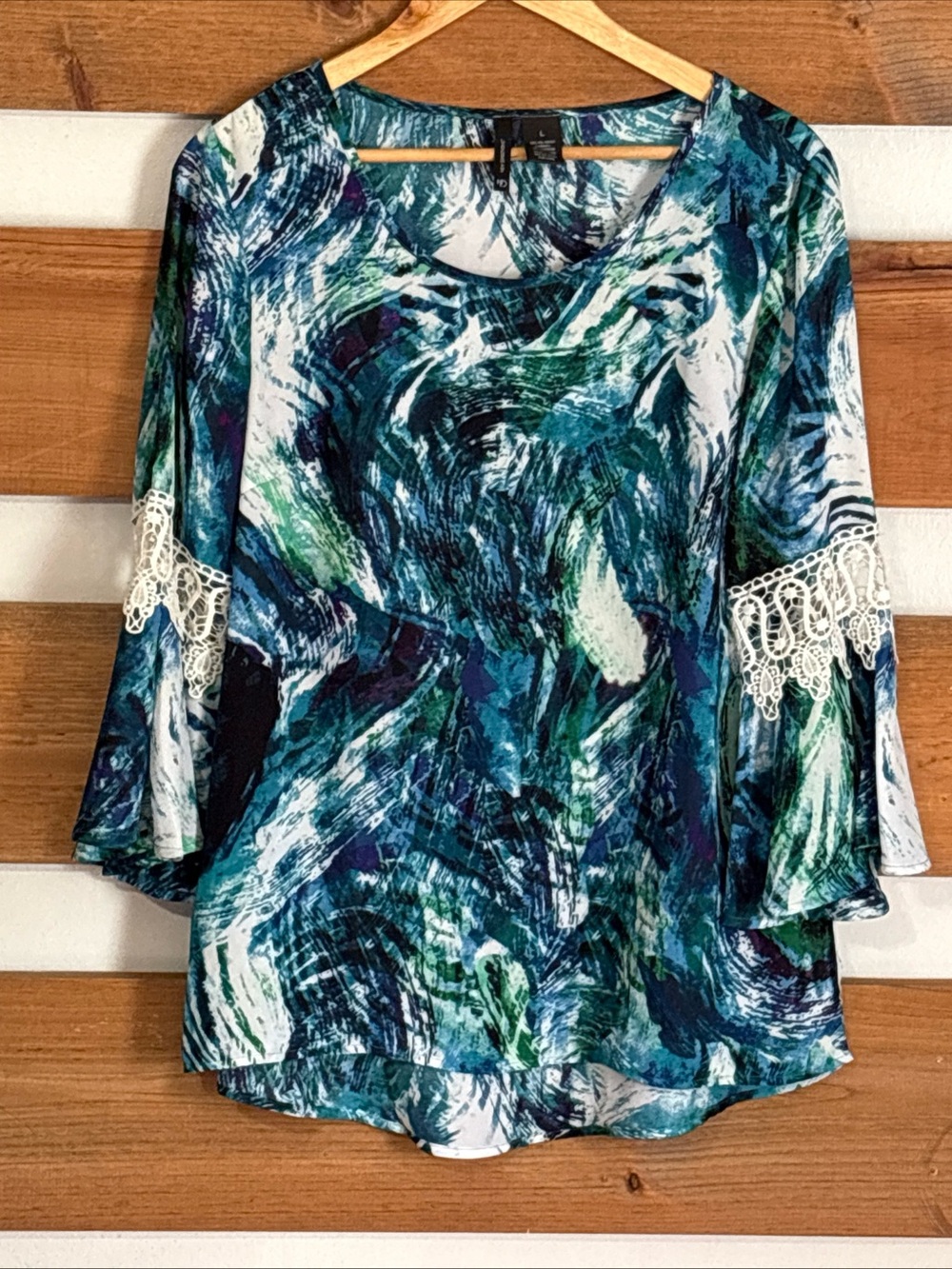 New Directions Hi-Lo Flowy 3/4 Sleeve Lace Accents Round Neck Blouse Size XL